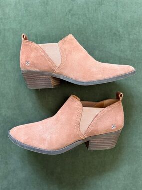Lucky Brand Fallo Suede Western Block Heel Ankle Booties